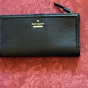 Kate Spade Black Leather Zip Wallet